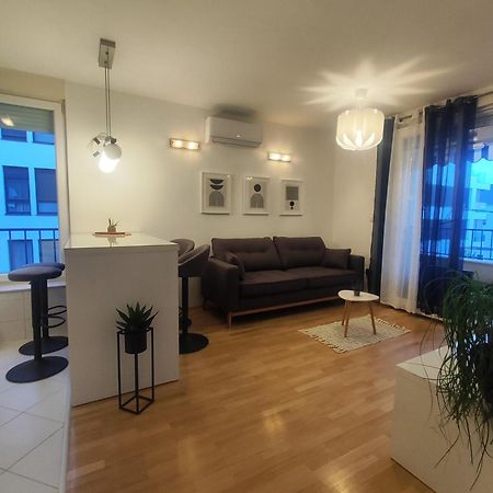 Beach Pearl Apartment สปลิท ภายนอก รูปภาพ